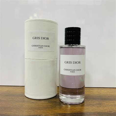 gris dior peinture|gris dior price.